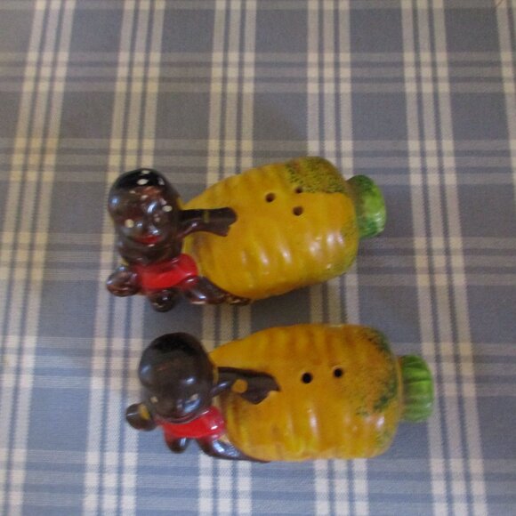FINAL SALE! VTG Americana 2 boys by corn on the cob Salt & Pepper shakers - Picture 8 of 8